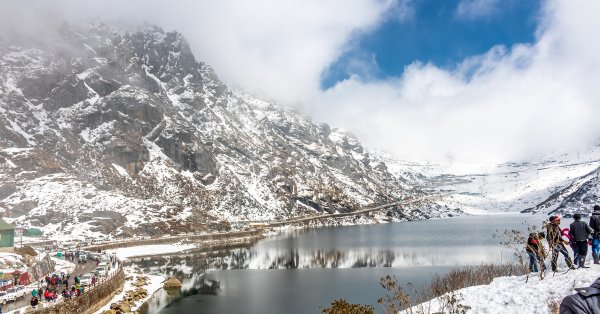 भारत के वृहत हिमालय में 10 अवश्य देखने योग्य झीलें 10
